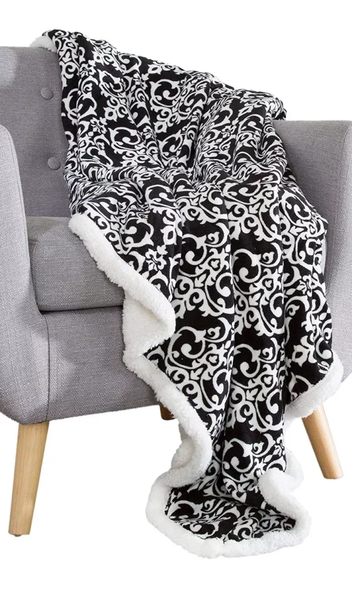 Bedford Home 61A-01669 Fleece Sherpa Blanket Throw - Black & White
