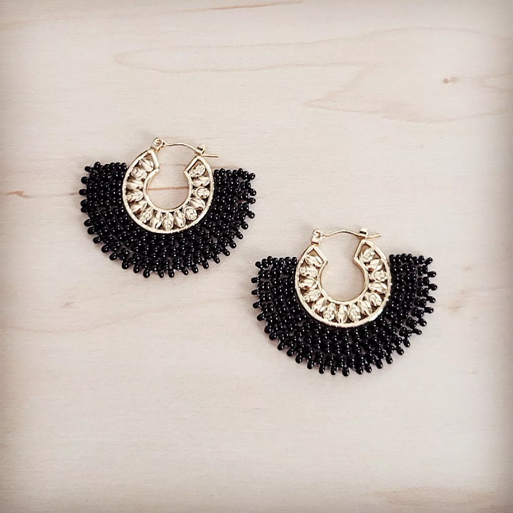 **Luxe Crystal & Black Beaded Fan Earrings 219db