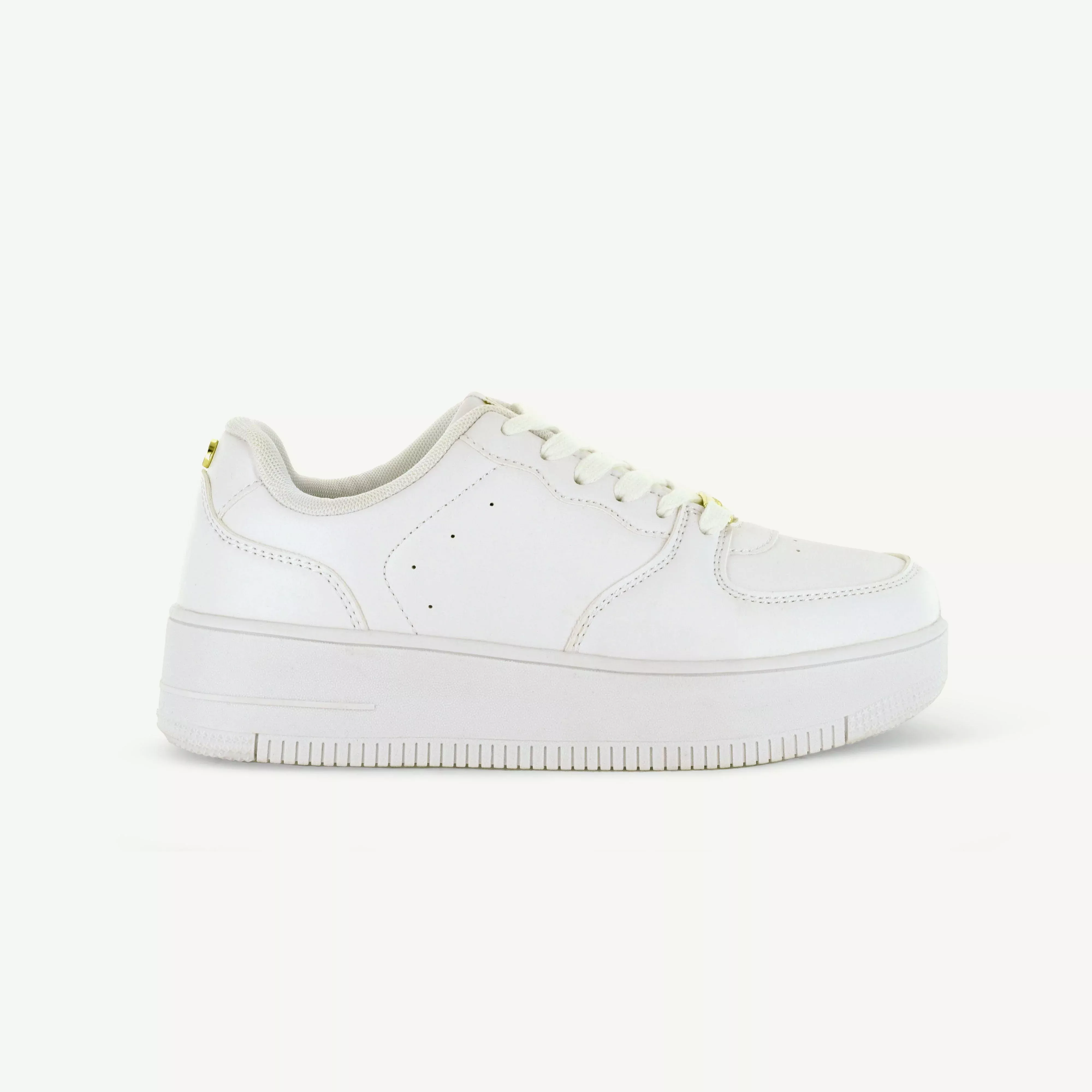 THE METRO: PLATFORM COURT SHOE - WHITE